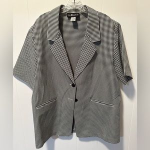 Ladies top by Sag Harbor